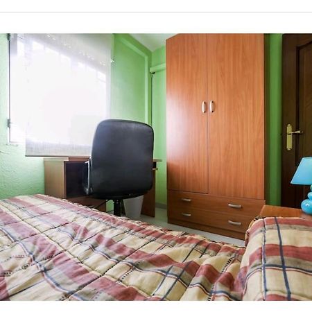 Piso Con Buena Red Wiffi Fibra Optica Alquiler De Habitaciones Севилья Экстерьер фото